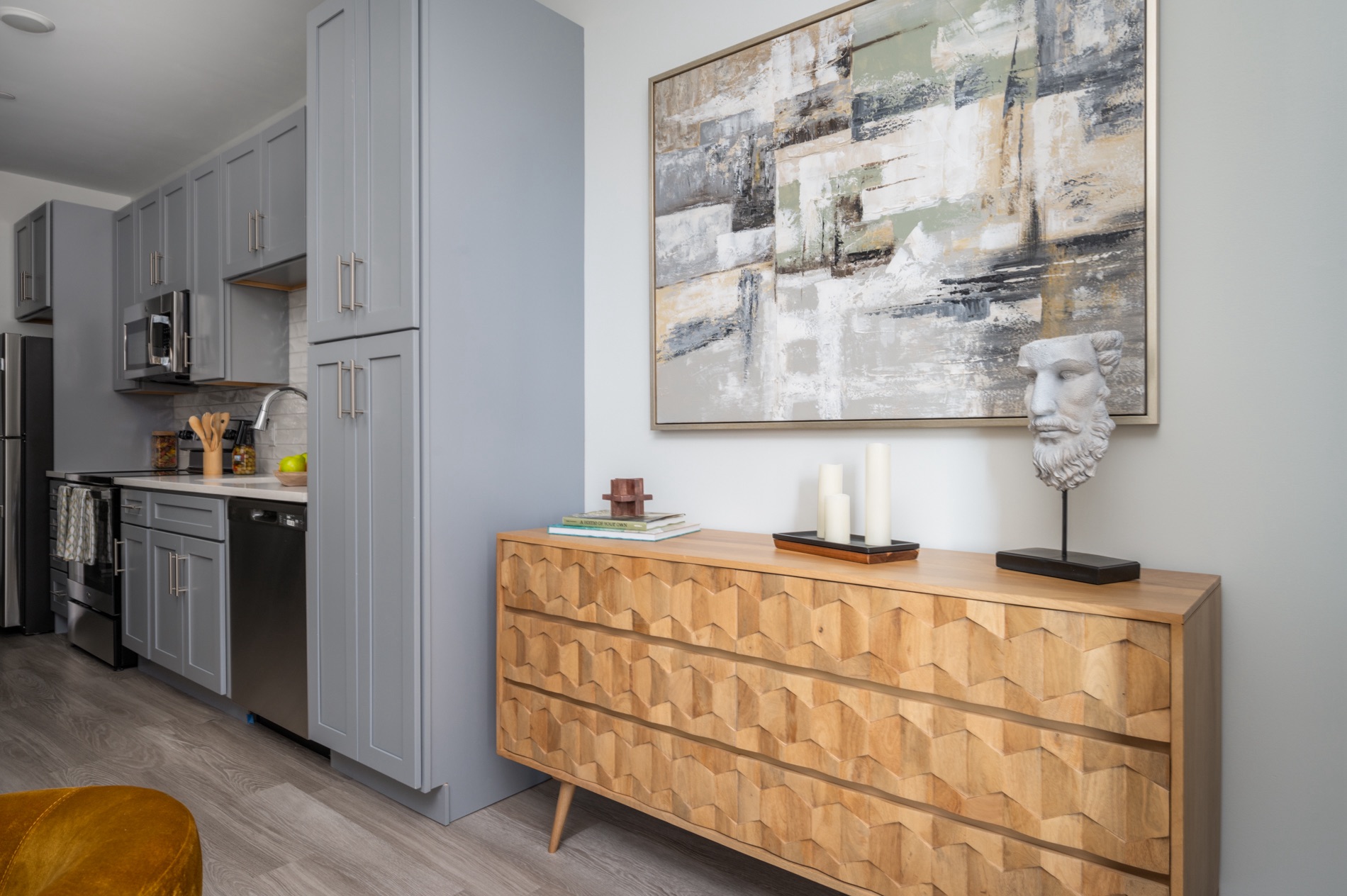 Compact yet stylish kitchen in Model Studio
